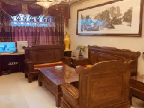 Orange Hotel New Zealand فنادق في لونغ شي