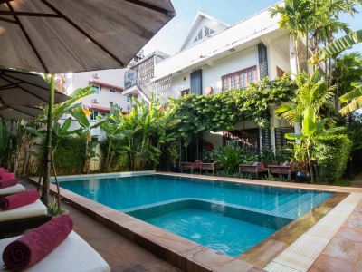 Apsara Centrepole Hotel
