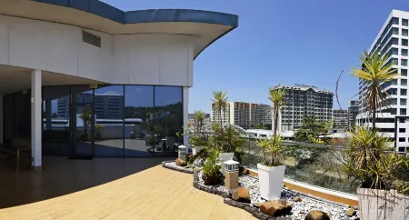 Oceania Hotel