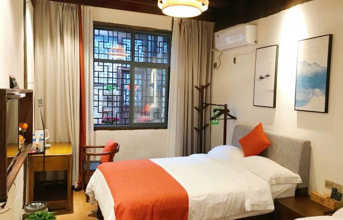 Lichuan Zhujju Homestay