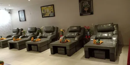 Twin Star Hotel Отели в г. Kerling