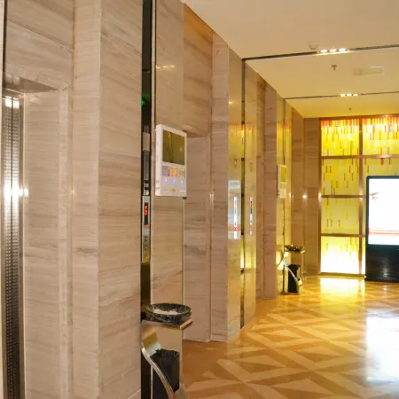 SilkStay Apartments (Chengdu Kuanzhai Alley, Near People’s Park Metro Station)