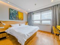 青岛汉莎卡萨公寓 - 豪华海景影视大床房