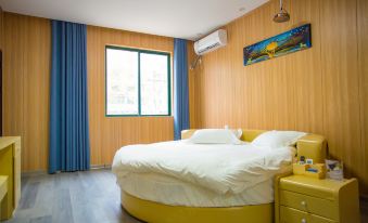 Lanteng Boutique Hotel (Huainan Longhu Park)