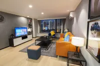Huidelong International Apartment Hotels near Shenzhen North Railway Station