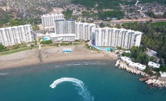 Liparis Resort Hotel & Spa