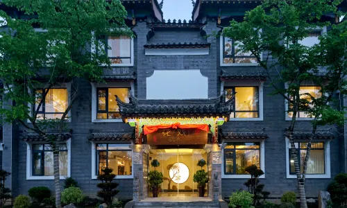 Hua Xi Hotel