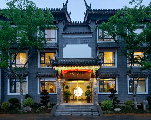 Hua Xi Hotel Hotels in Taoyuan