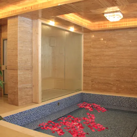 Mengshiyuan Hot Spring Resort