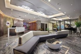 Wing  Hotel  GuiLin-Central  square