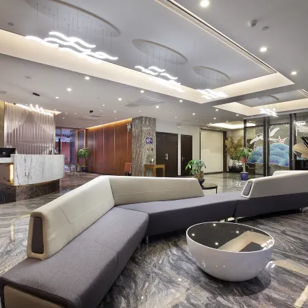 Wing  Hotel  GuiLin-Central  square