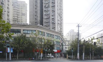 GreenTree Inn (Shanghai Railway Station Macau Road)