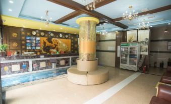 Qianfu Constellation Hotel (Zhangjiajie Hourong Food Street Store)
