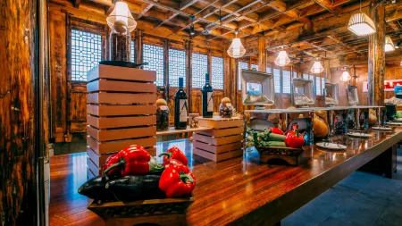 Tianfu Lijing Yijia Hotel Отели рядом с достопримечательностью «SiChuan YaAnShi ShiMianXian BuXingJie»