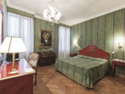 Palazzo Cendon Piano Antico Hotels near Grand Canal