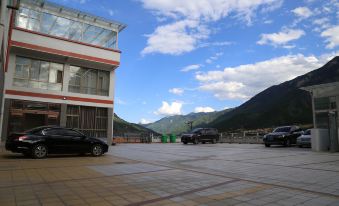 Diebu Xinyuan Grand Hotel