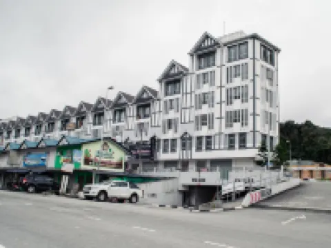 Wan Alyasa Hotel ビンチャンのホテル