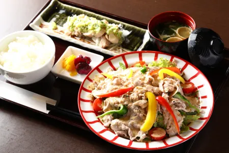 KOKO HOTEL Himeji Castle(formerly Hotel Wing Himeji） Отели рядом со станцией JR Higashi-Himeji Station