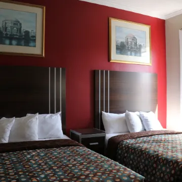 Europa Hotel Отели рядом с достопримечательностью «Башня Койт»