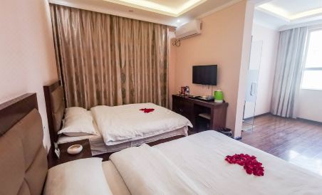 Weekend Boutique Hotel - Housity