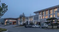 Ligu Tiangong Holiday Hotel - Mountain view
