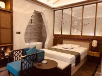 Ramada Plaza by Wyndham Enshi - spa