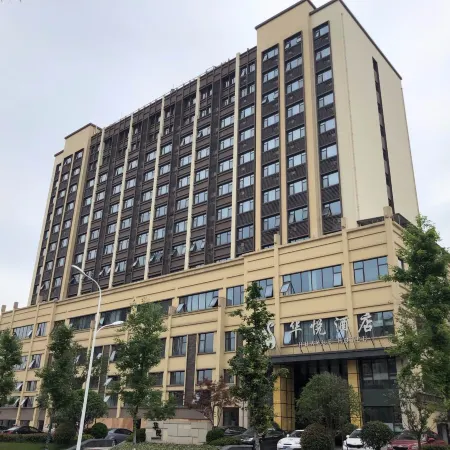 Huayue Hotel