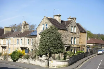 Brindleys Hotels in Limpley Stoke