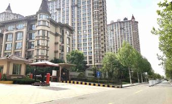 Liangzi Seaview Family Apartment (Laoting Tangshanwan Shop)