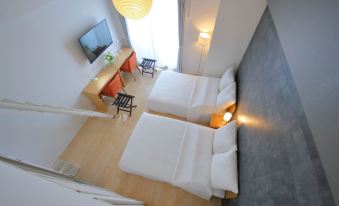 Reservation Homestay - Black Gate Market 썸네일