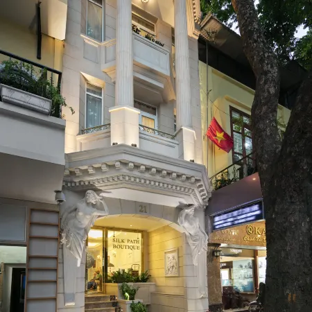 Silk Path Boutique Hanoi Отели рядом с достопримечательностью «Хоанкием»