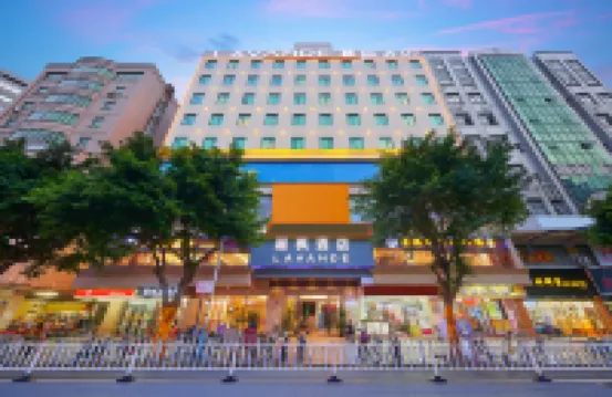 Lavande Hotel (Guangzhou North Railway Station, Huacheng Road Metro Station) Hotel berhampiran Huadu Gymnasium
