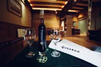 SengeLangzan Hostel Hotels in Kangding