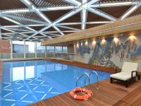 都江堰百伦国际酒店 - 室内游泳池