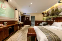 Yake Town Holiday Hotel