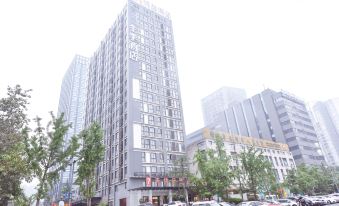 7 Premium Hotel (Chongqing Longtousi North Railway Station Center)