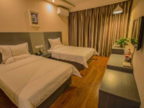 平陆曼嘉酒店 - 标准双床房