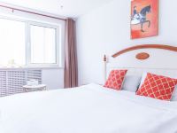 烟台海风酒店式公寓 - 北欧阳光双人大床房