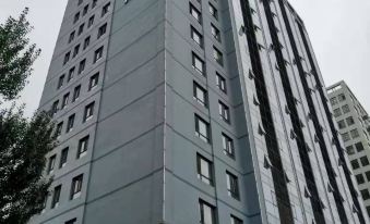 HanTing Hotel (Shenyang Tiexi Qigong Street Subway Station)