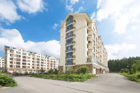 Changbai Mountain, Faraway Home Loft Homestay.