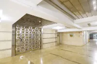 Seven twenty-three Service Apartment - Condos