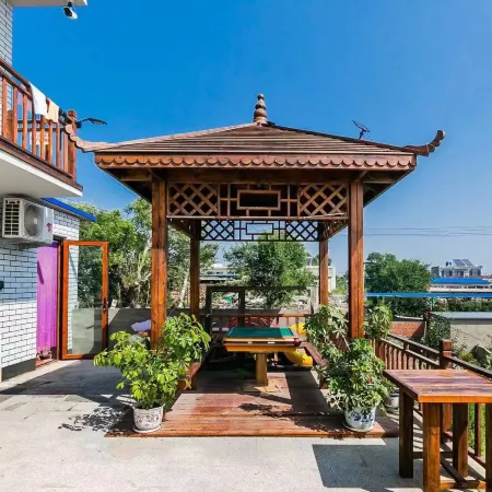 Juehua Island Tourist Home Hotel