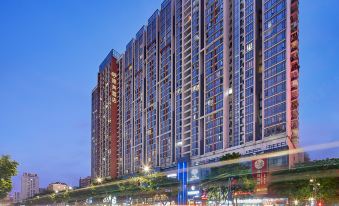 Life Hotel (Guangzhou Exhibition Center Chigang Metro Station Canton Tower)