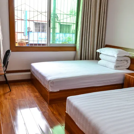 Shifang Jijia Hotel