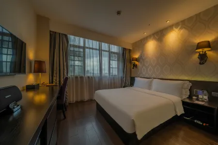 Orange Hotel (Shanghai Zhenru Subway Station) Отели рядом с достопримечательностью «Zhenru Ancient Town»