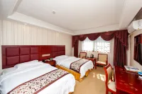 Yaoli Holiday Hotel Hotels near Mingqing Commercial Street