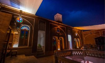 Sana Historical Hotel - Housity