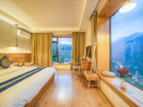 Danba Dianshi · Baoshengju Hostel Hotels in Danba