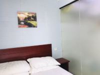 北京万和六通旅馆 - 舒适大床房