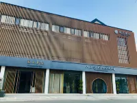 South Mountain courtyard